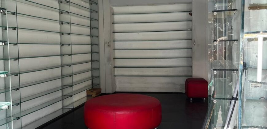 LOCAL SAN ANDRESITO 1056-992