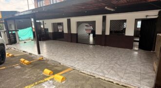 LOCAL BAJO TABLAZO-1114