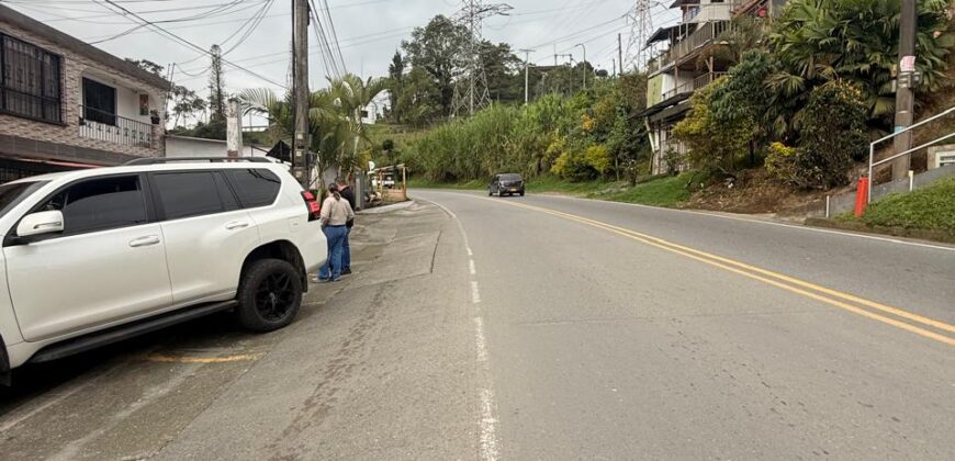 LOCAL BAJO TABLAZO-1114