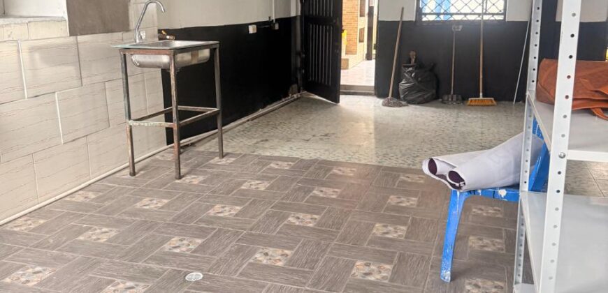 LOCAL BAJO TABLAZO-1114